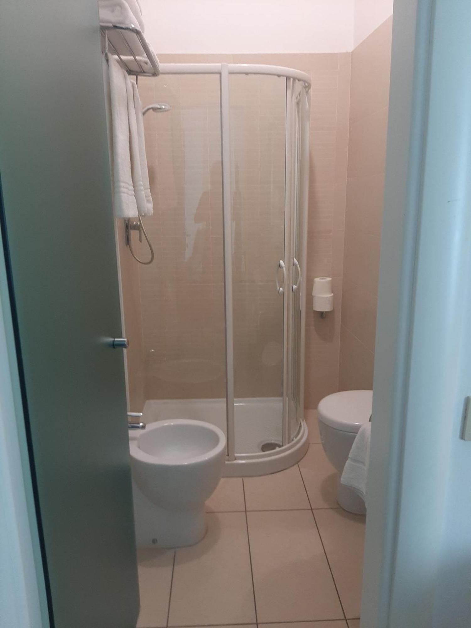 Hotel Matteo تّشيرفييا المظهر الخارجي الصورة