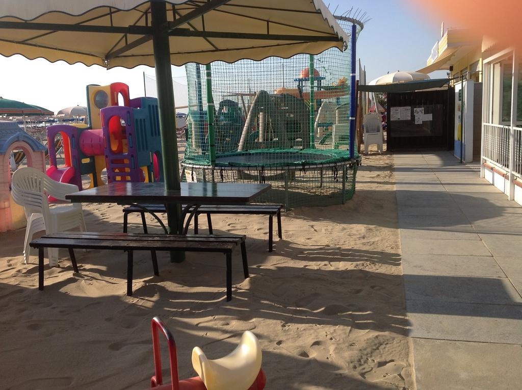 Hotel Matteo تّشيرفييا المظهر الخارجي الصورة